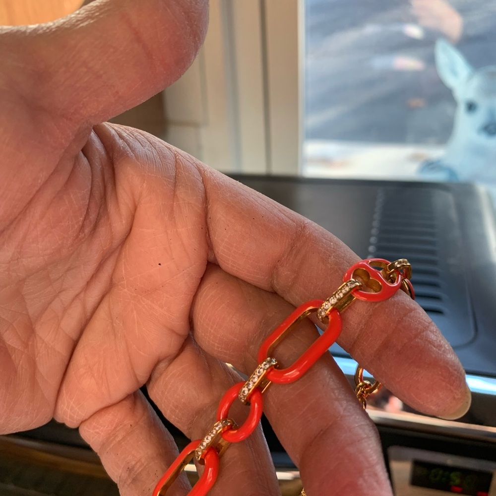 Adjustable bracelet